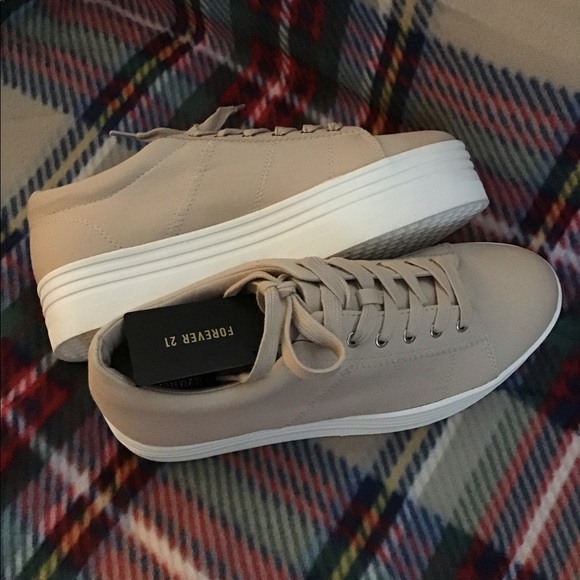 New Forever21 oatmeal color platform sneakers - Picture 2 of 5